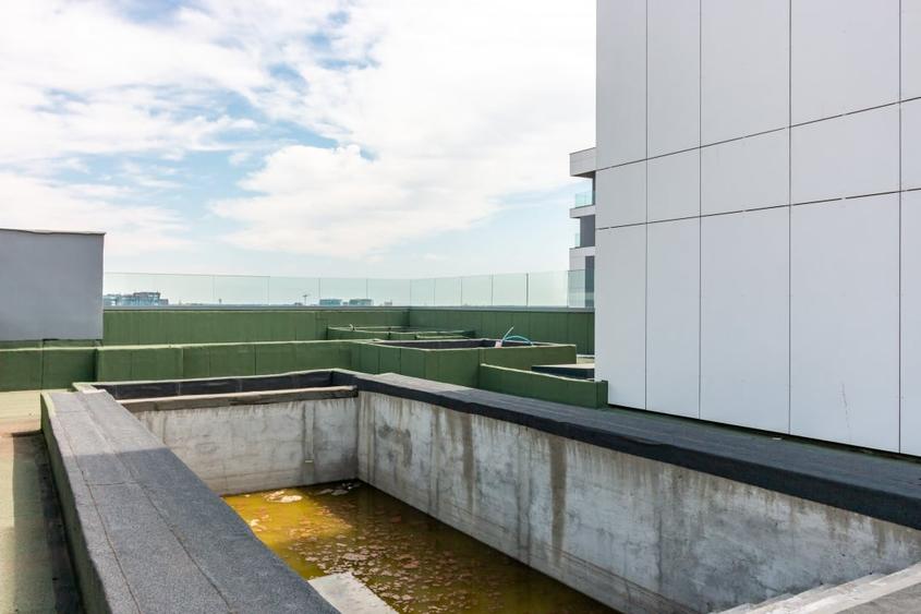 Penthouse cu 5 camere decomandat în Aviației