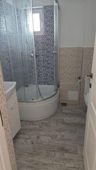 Apartament cu 3 camere decomandat în Păcurari