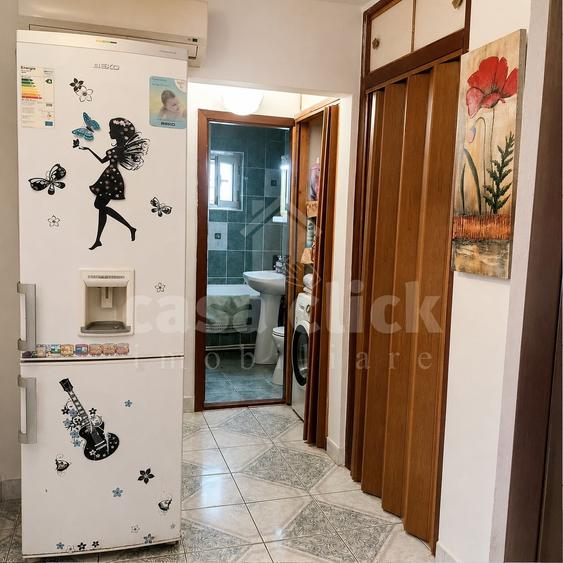Apartament cu 2 camere decomandat în Micro 16