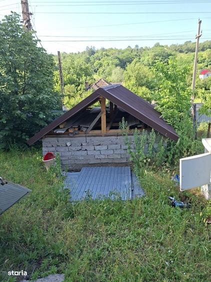 Casă cu 3 camere în Bujor
