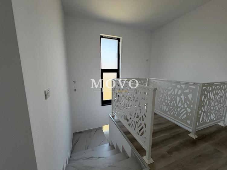 Duplex cu 5 camere cu Canalizare în Becicherecu Mic