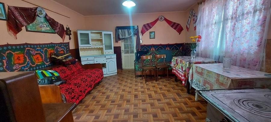 Casă cu 4 camere în Iacobeni