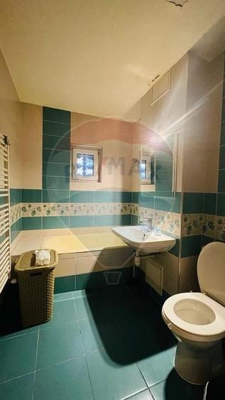 Apartament cu 3 camere decomandat, mobilat în Traian
