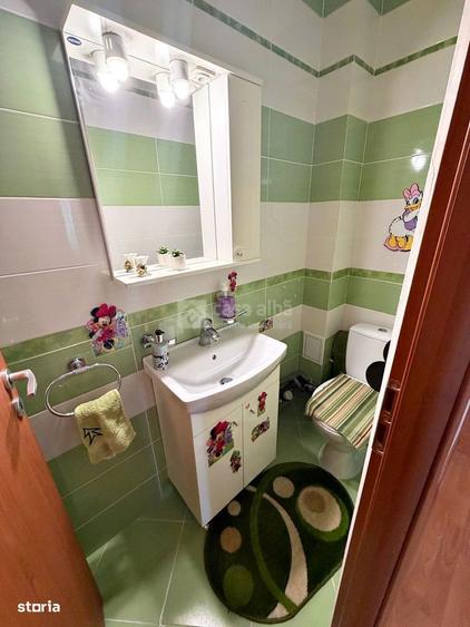 Apartament cu 3 camere decomandat, mobilat în Dacia