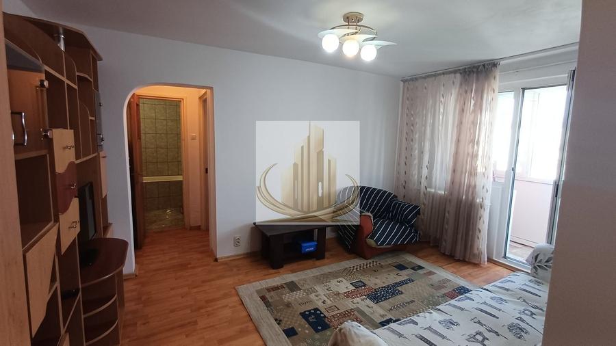 Apartament cu 2 camere semidecomandat în Giurgiului