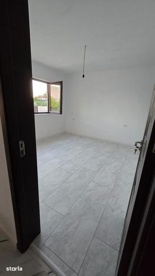Casă cu 3 camere cu Teren 455 Mp în Corbu