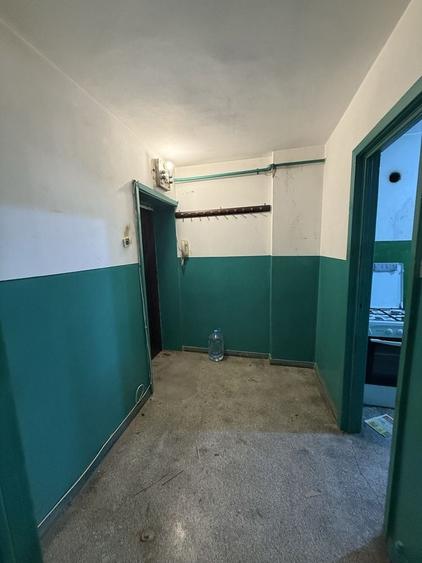 Apartament 2 camere, parter cu acces la gradina din spatele blocului | Republicii / Ploiesti Nord 43,5 mp utili | semidecomandat | parter - 3