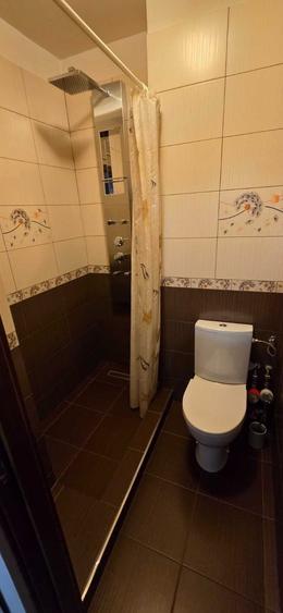 Apartament cu 3 camere decomandat în Decebal