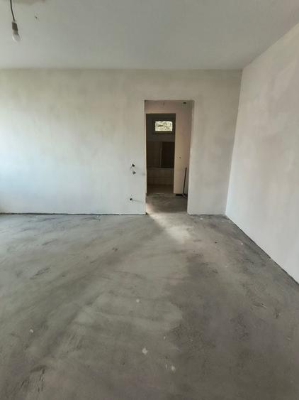 Apartament cu 2 camere semidecomandat în Tomis II