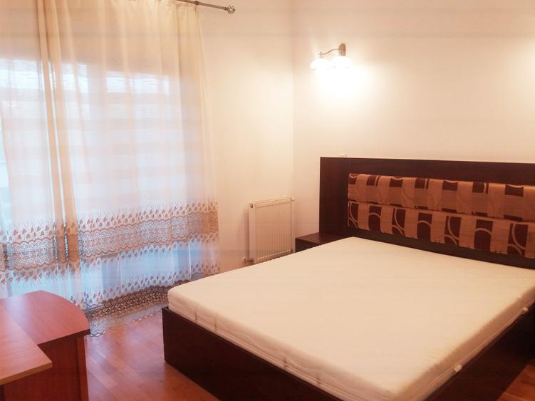 Apartament cu 2 camere decomandat, mobilat în Băneasa