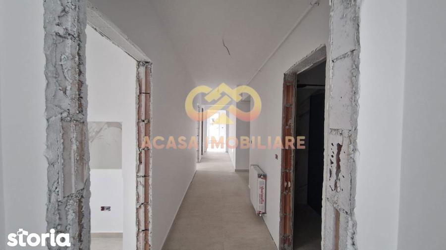 Apartament cu 3 camere decomandat în Galata