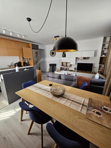 Apartament cu 3 camere semidecomandat, mobilat în Mănăștur