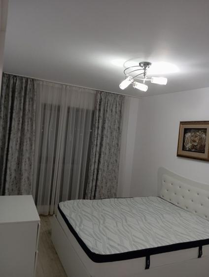 Apartament cu 2 camere decomandat în Fundeni