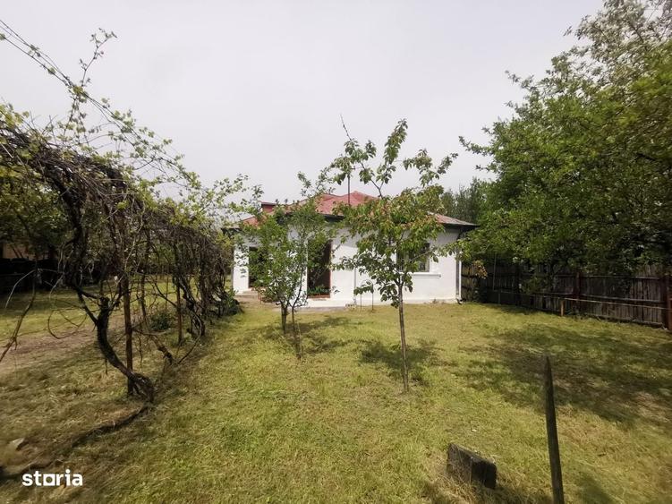 Casă cu 2 camere în Prundu