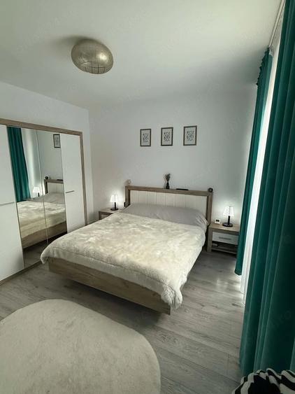 Apartament cu 2 camere decomandat, mobilat în Valea Adâncă