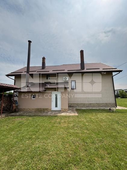 Casă individuală cu 5 camere cu Canalizare în Șcheia
