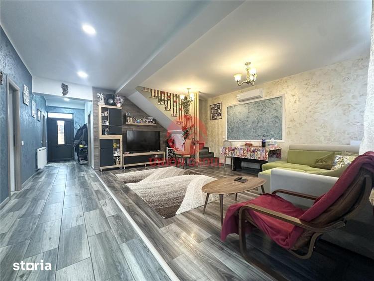 Casă cu 4 camere cu Teren 300 Mp în Central