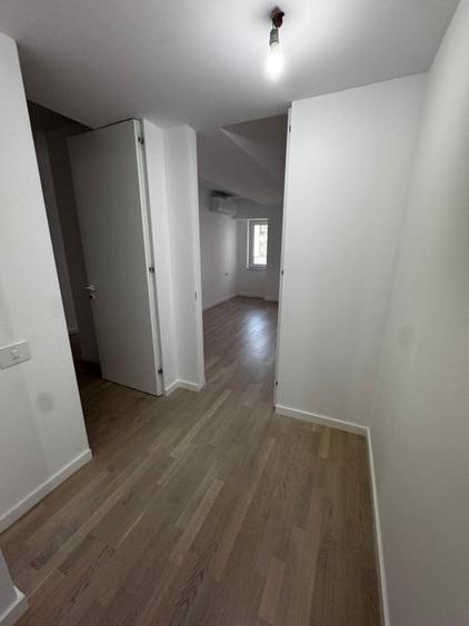 Apartament cu 4 camere decomandat în Ultracentral