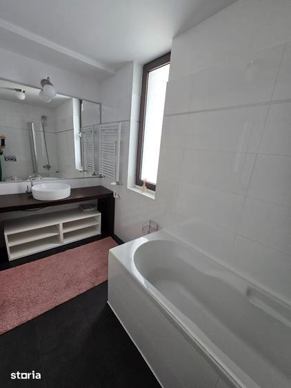 Apartament cu 4 camere în Herăstrău