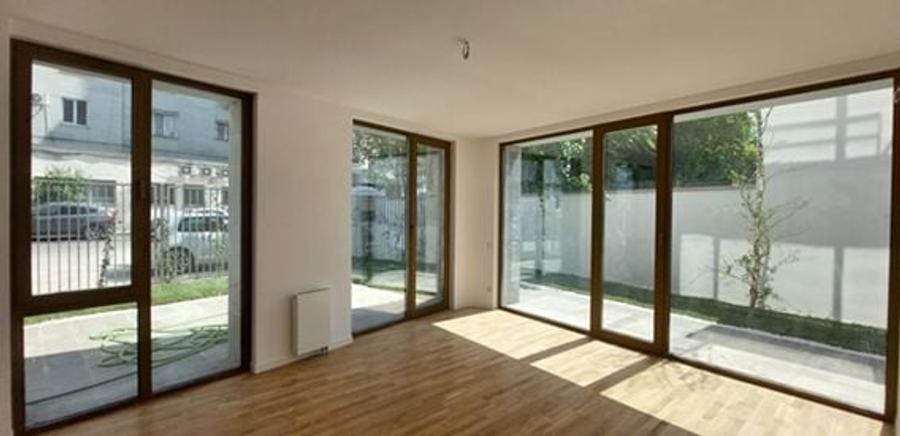 Apartament cu 3 camere în Știrbei Vodă