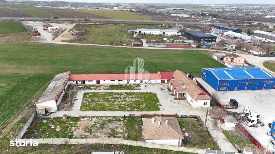 Casă cu Teren 4455 Mp în Central