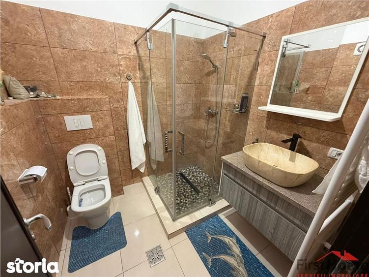 Apartament cu 2 camere decomandat, mobilat în Central