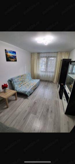 Apartament cu 2 camere decomandat în Rahova