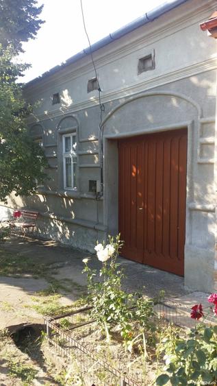 Casă cu 5 camere cu Teren 608 Mp în Gârbovăț