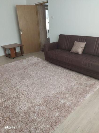 Apartament cu 2 camere decomandat în Precista