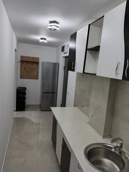 Garsonieră decomandată în Viziru 1