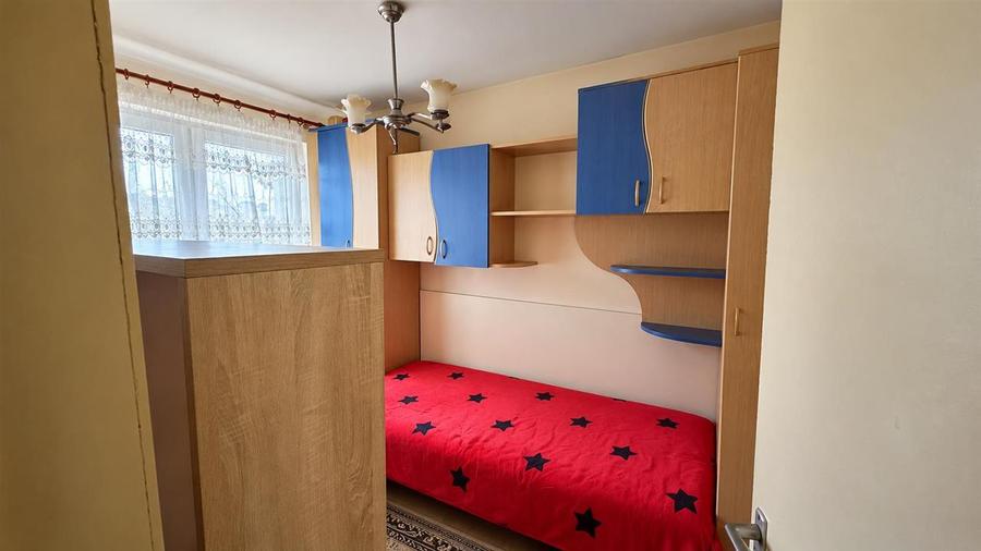 Apartament cu 3 camere decomandat în Vest