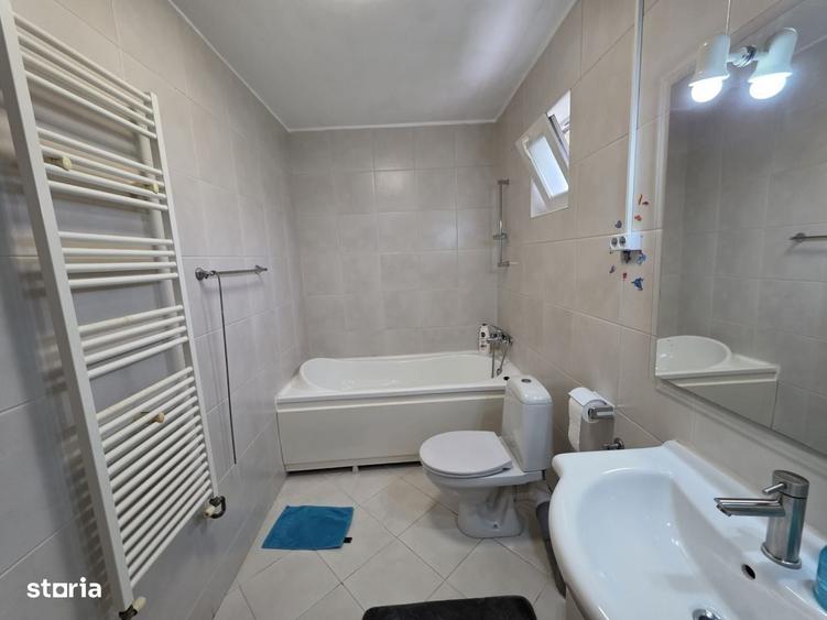Casă cu 4 camere în Florești