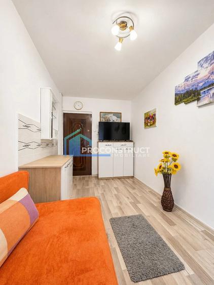 Apartament cu 3 camere decomandat în Dâmbovița