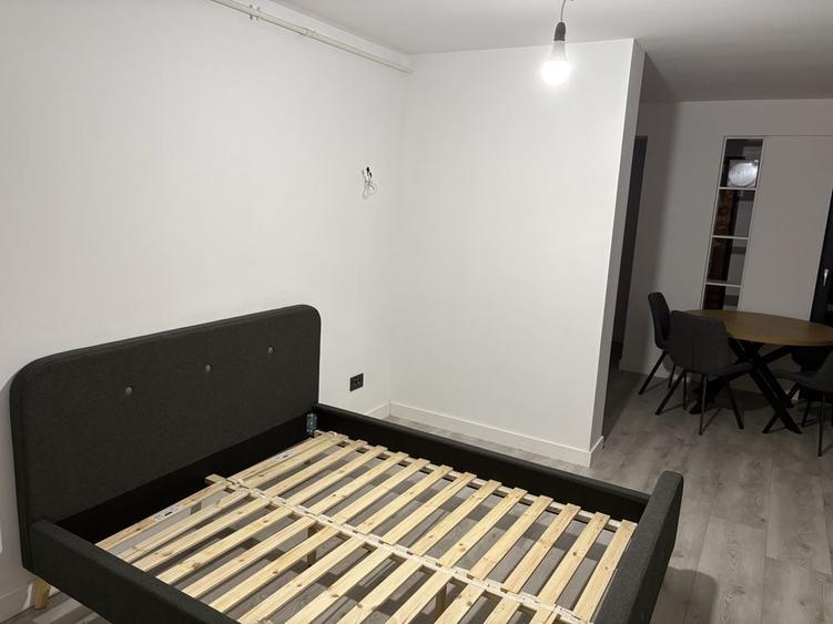 Garsonieră decomandată în Central