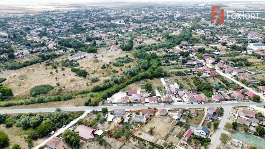 Casă cu 6 camere cu Teren 1200 Mp în Central