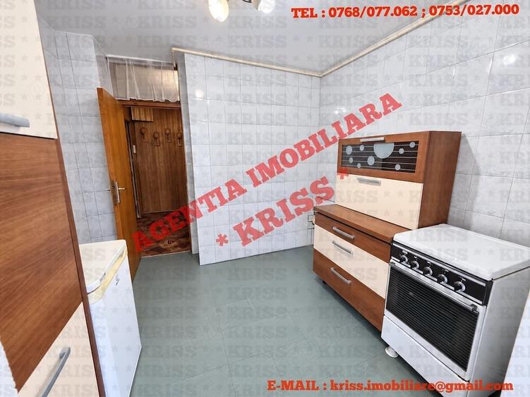 Apartament cu 2 camere decomandat în Eremia