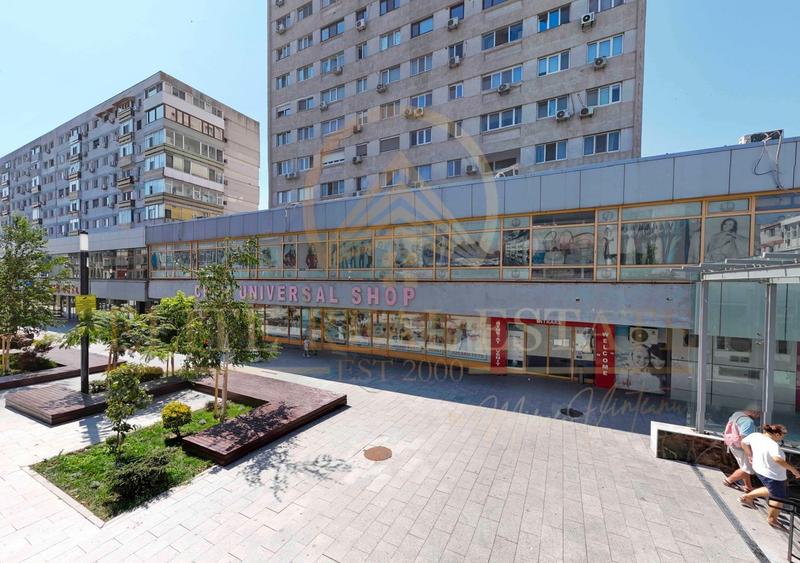 Spațiu comercial, de 2,300 mp, în Central