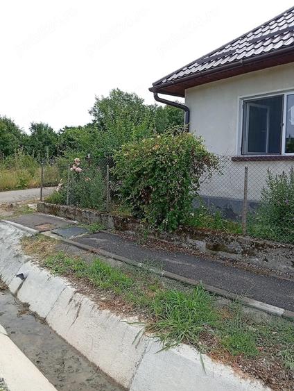 Casă cu 2 camere cu Teren 600 Mp în Cristur-Crișeni