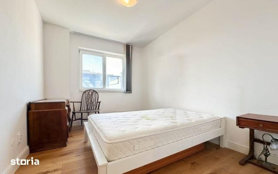 Apartament cu 3 camere semidecomandat în Mărăști