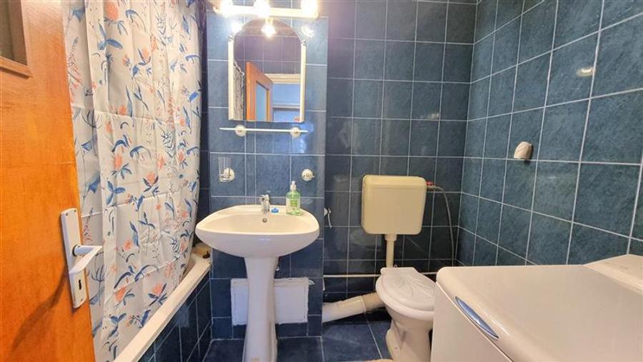 Apartament cu 2 camere decomandat în Centrul Civic