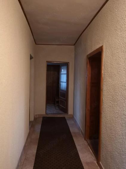 Casa de vanzare - 1