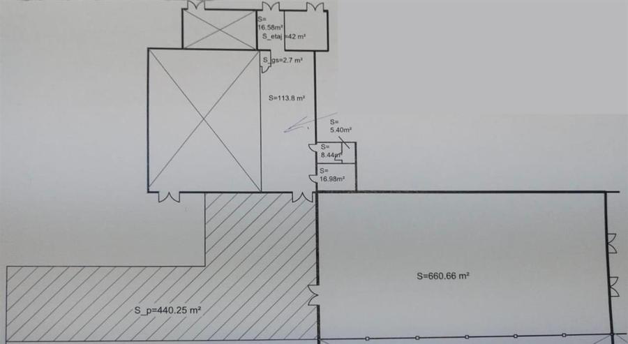 Spațiu industrial, de 200 mp, în Baza 3