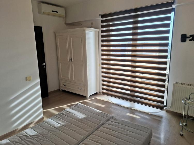 Apartament cu 2 camere decomandat în Calea Călărașilor