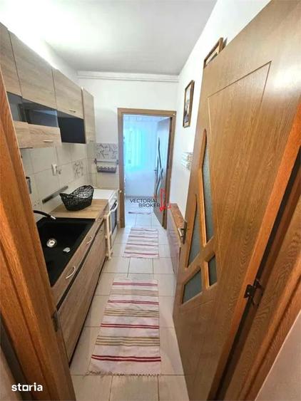 Garsonieră decomandată în Tei