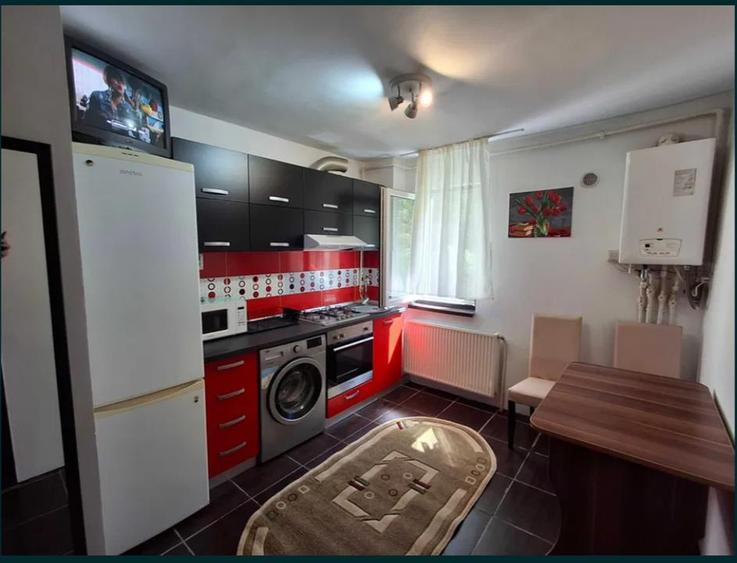 Apartament cu 2 camere semidecomandat, mobilat în Gării
