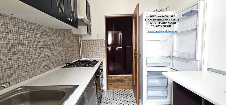 Apartament cu 3 camere semidecomandat în Ultracentral