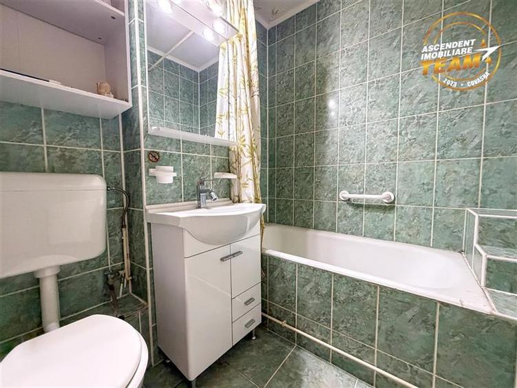 Apartament cu 2 camere decomandat, mobilat în Lenin