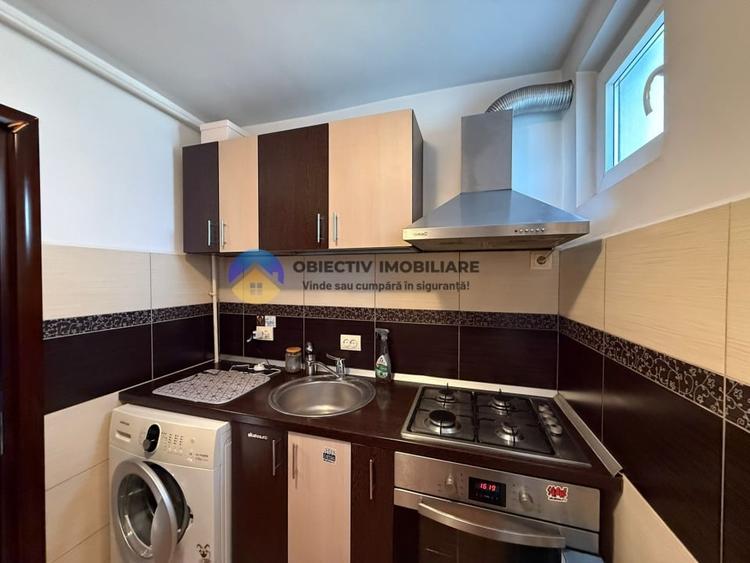 Apartament cu 2 camere decomandat, mobilat în Central