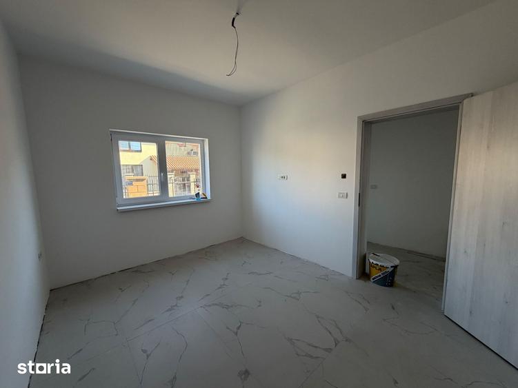 Casă cu 3 camere cu Teren 250 Mp în Moșnița Nouă