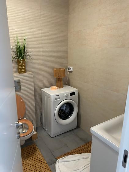 Apartament cu 2 camere decomandat în Lacul Tei
